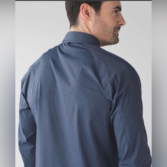 Lululemon 🍋 Bonded Voyage Long Sleeve Button Down Heathered Deep Navy Size M - Picture 16 of 16